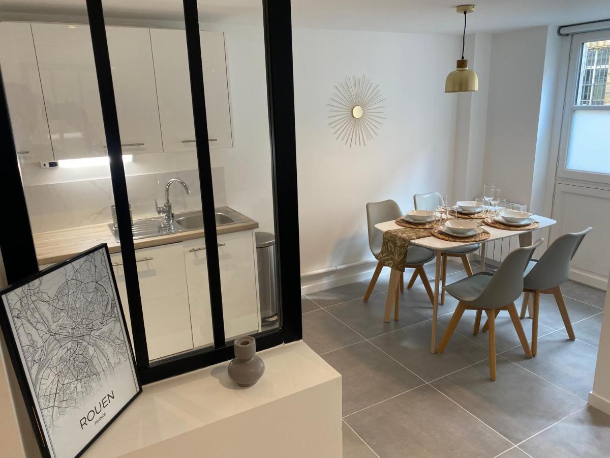 Le Palm ✧ Duplex Centre Historique Apartment Rouen